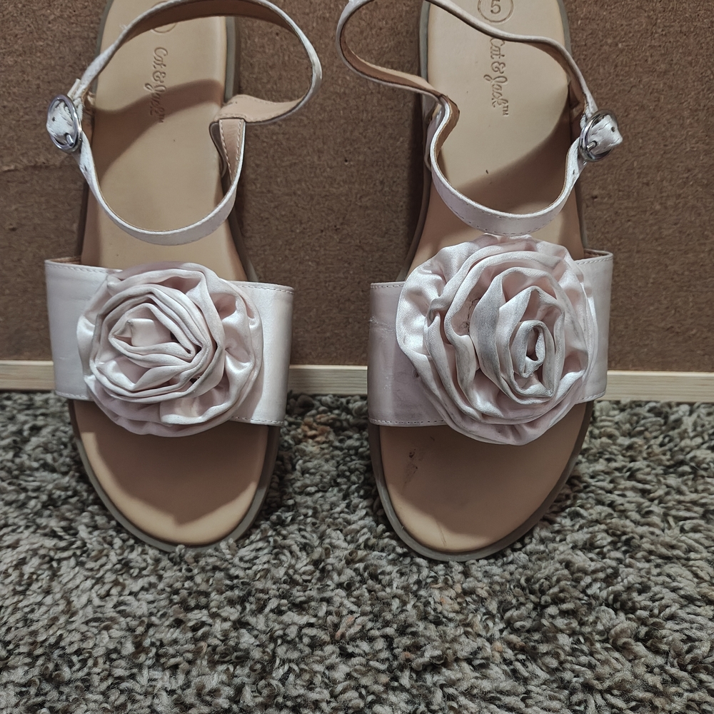 Girls' Pink Flower Strap Sandals